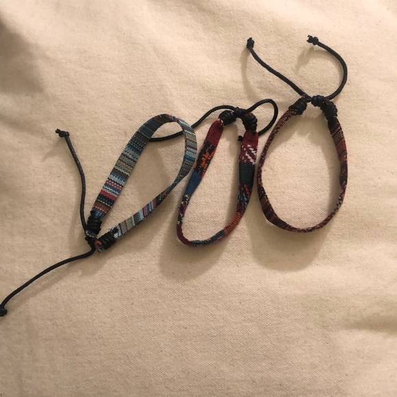 NWOT! Set of three women adjustable bracelets - Picture 3 of 10